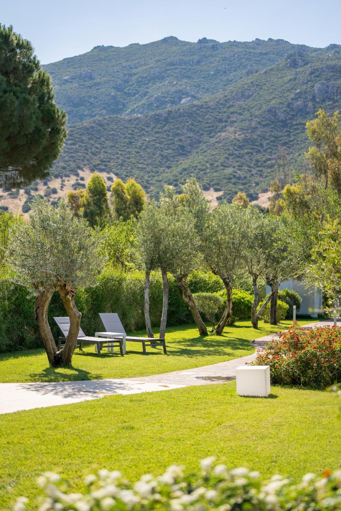 Hotel Istedda Boutique à Solanas  Extérieur photo