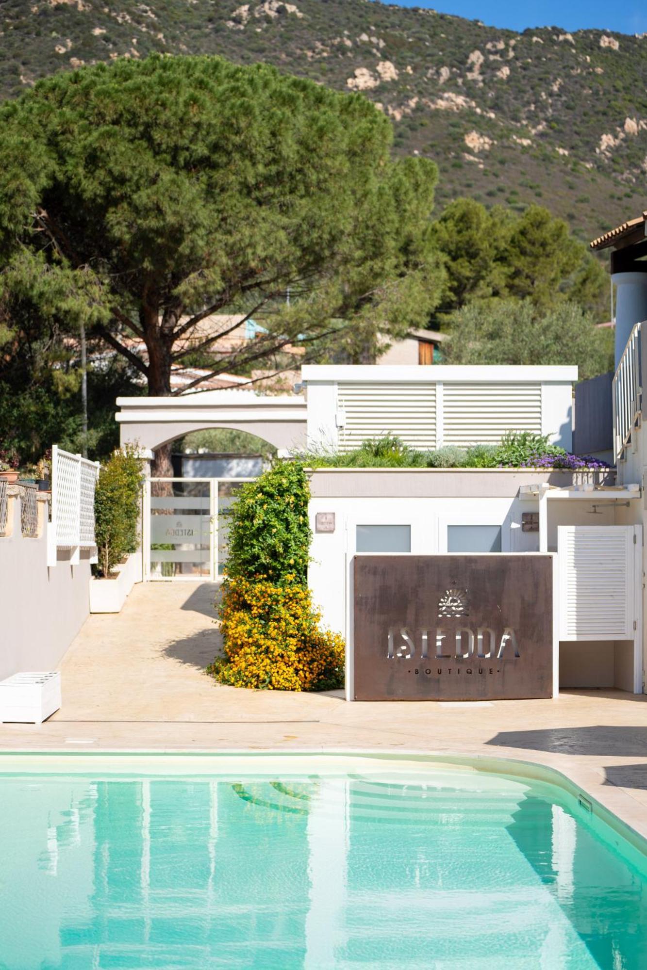 Hotel Istedda Boutique à Solanas  Extérieur photo
